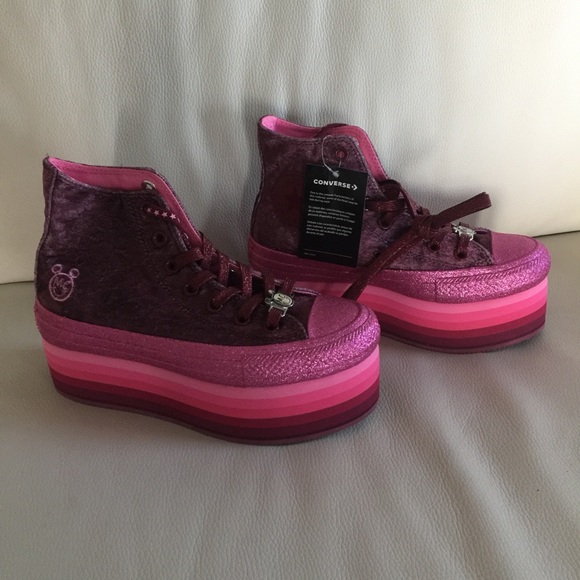 Converse x Miley Cyrus Chuck Platform Sneakers 7 - Picture 2 of 8